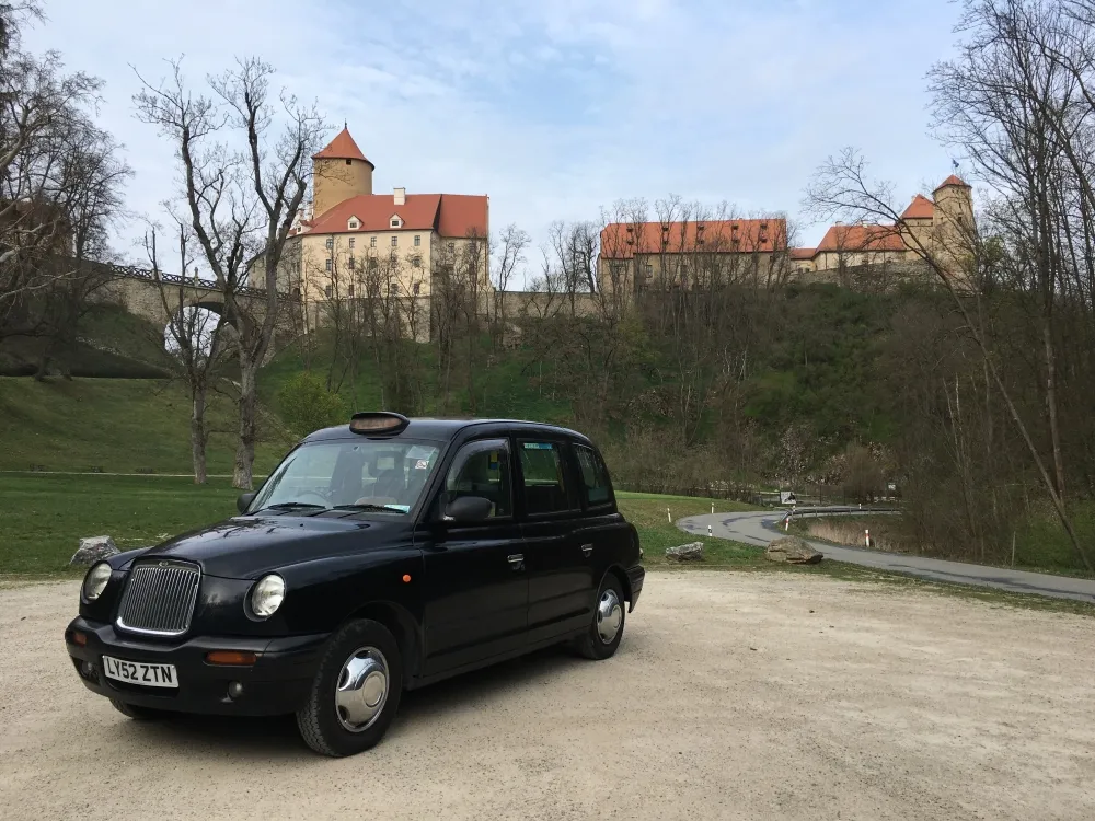 London Taxi TX2